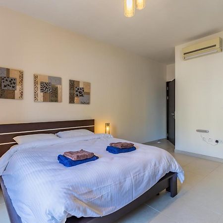 Gorgeous Two Bedroom Sea View In Marsascala Marsaskala Exterior foto